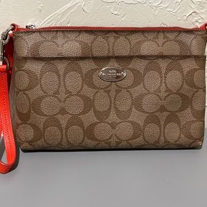 Used Coach wristlet